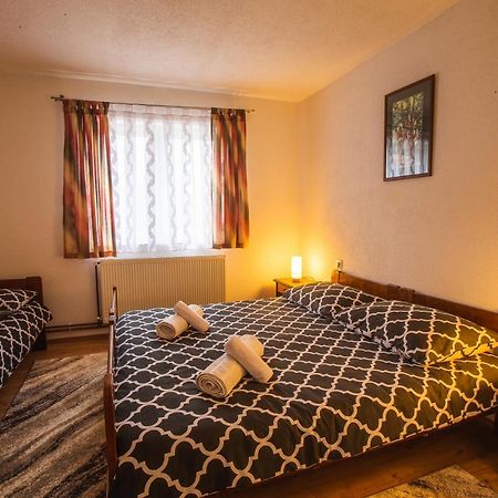 Guesthouse Ilic Gospić Екстериор снимка
