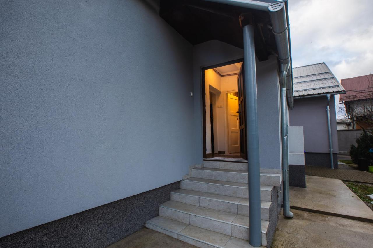 Guesthouse Ilic Gospić Екстериор снимка