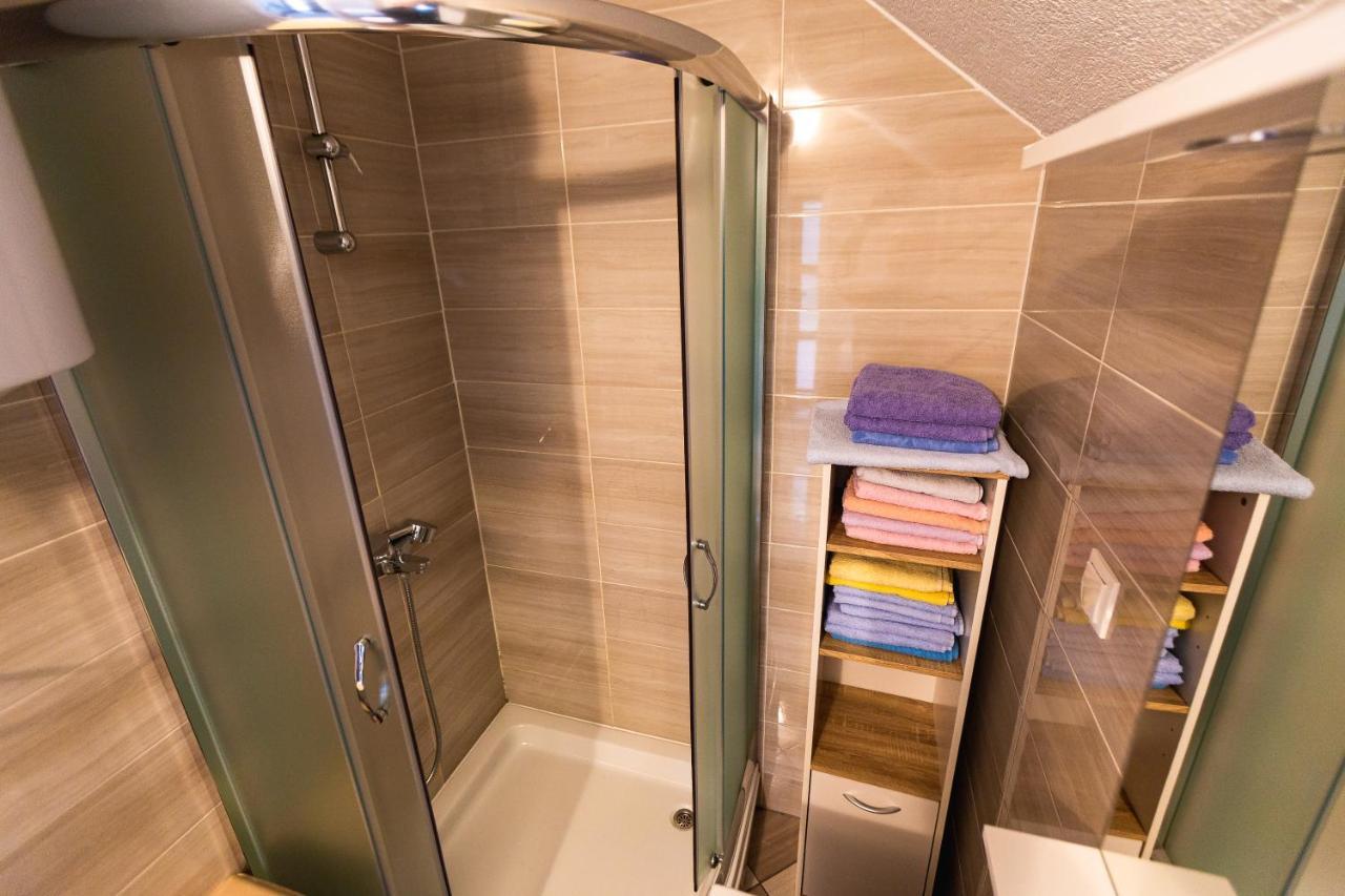 Guesthouse Ilic Gospić Екстериор снимка